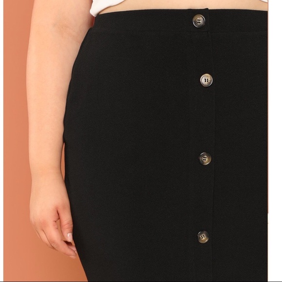 ➕Button Front Pencil Skirt - Picture 4 of 8